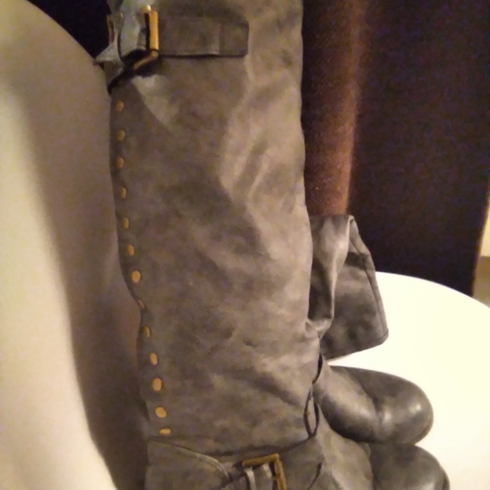Very cute grey leather boots with gold studs